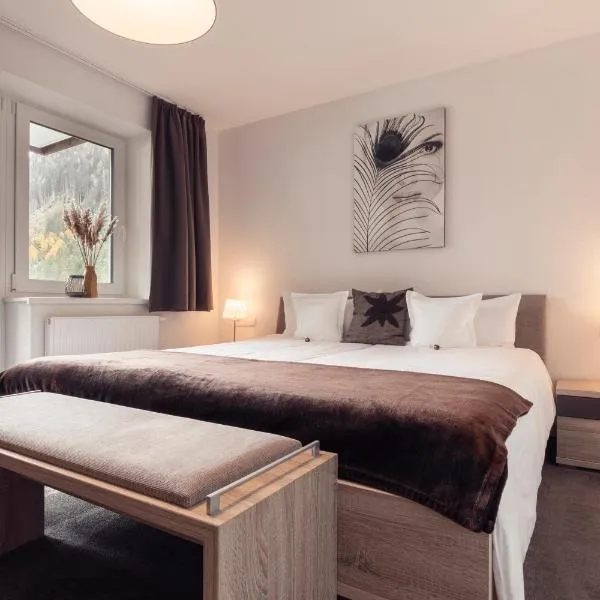 Alpen-Appartements Zürcher、カップルのホテル