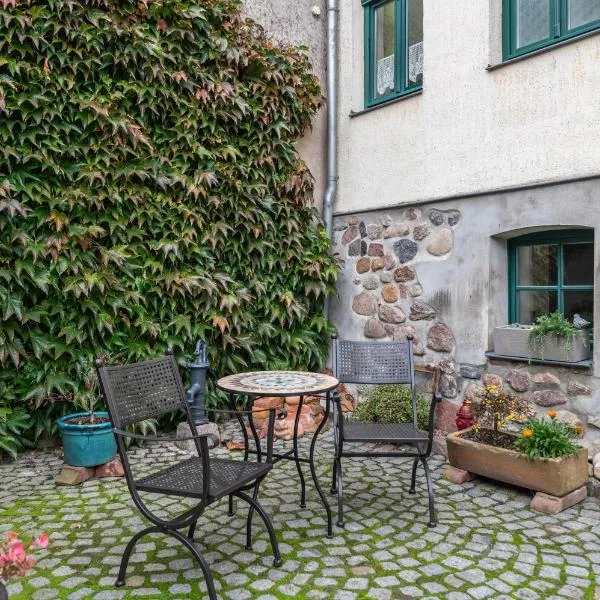 Fewo Altstadtkern Waren Müritz, hotel din Waren