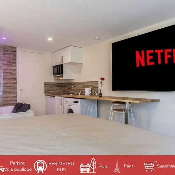 Love Room avec Jacuzzi, Le Saccard โรงแรมในวิลล์เนิร์ฟ-เลอ-รัว