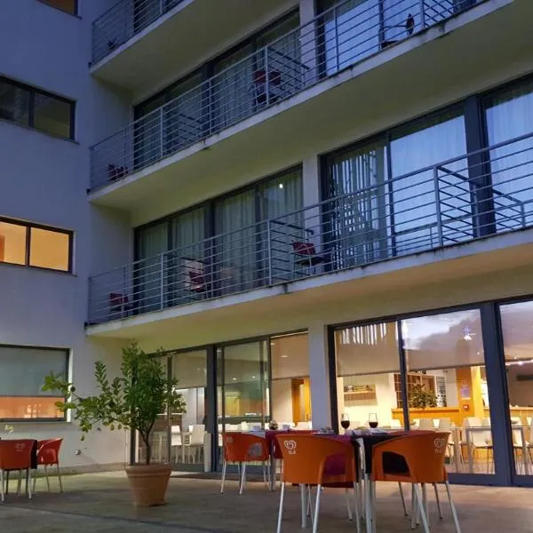 Hotel Jose Alberto, hotel v destinaci Viseu