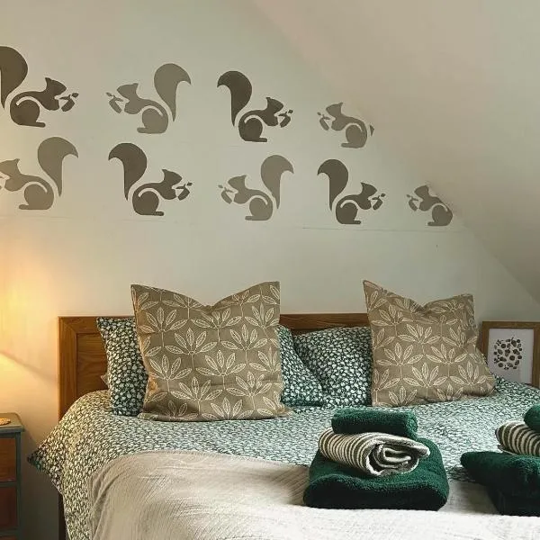 4 - Squirrels Nest - A slice of Norfolk's countryside, hotel a Norwich