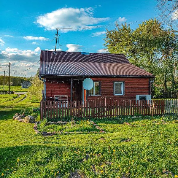 Domek z ogrzewaniem podłogowym, hotel in Wyszki