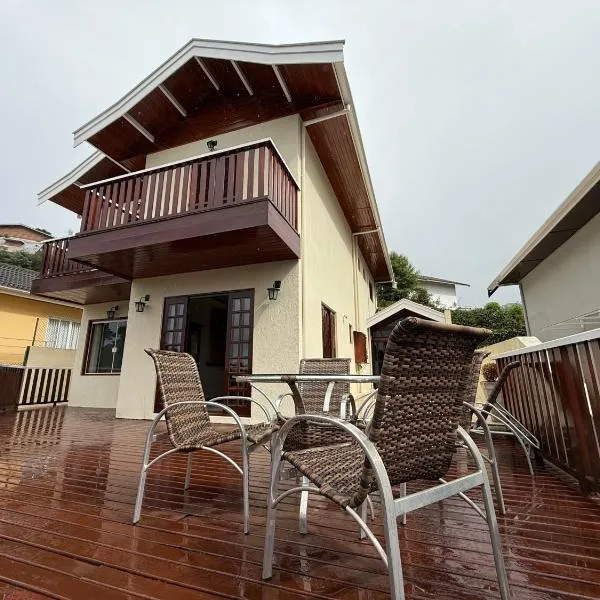 Casa para até 8 pessoas com fácil acesso à pontos turísticos、カンポス・ド・ジョルドンのホテル
