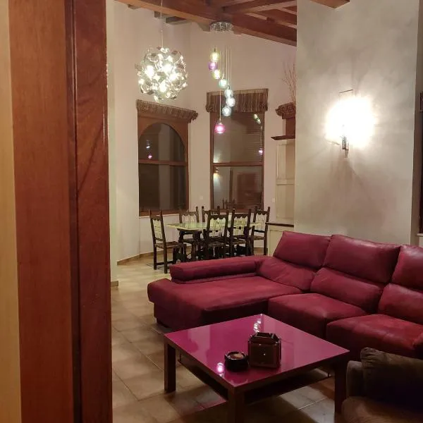 La Cuquina, hotel a Villaturiel