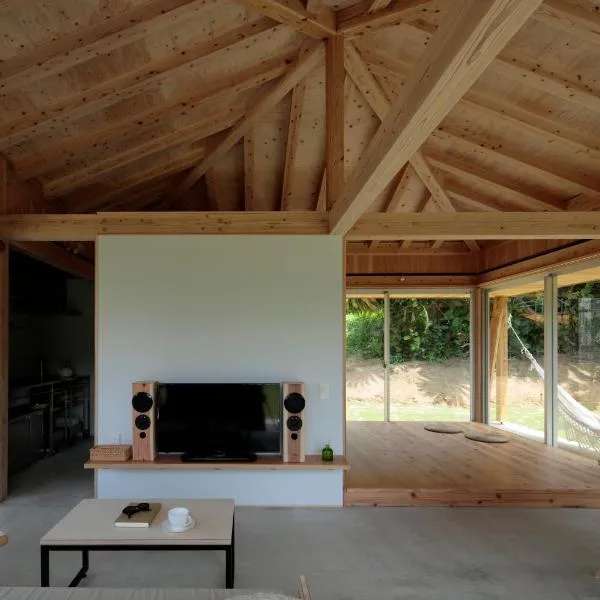 SHINMINKA Villa UTTABARU, хотел в Амами