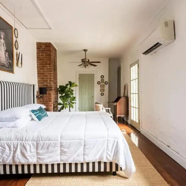 Chic Cottage near the Lower French Quarter, hotel v destinaci New Orleans