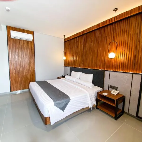Nata Azana Hotel Ngawi, hotel in Ngawi
