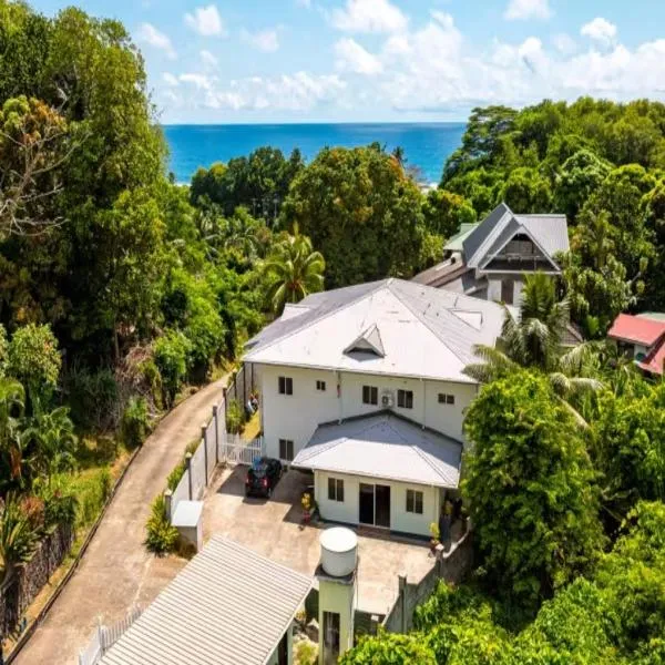 Dovass Self Catering Apartments、タカマカのホテル