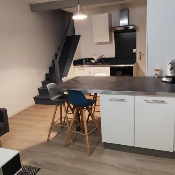 Le Duplex, hotel in Meximieux