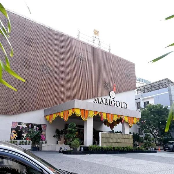 MARIGOLD-Newly Renovated Hotel, готель у місті Ширді