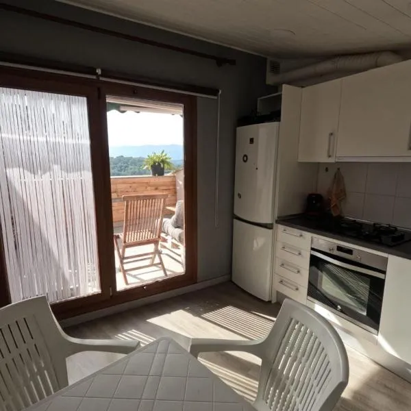 CA L'ENGRÀCIA, hotel v destinaci Tarrés