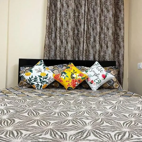 Greeshma Residency Private 1BHK & 2BHK in KPCL Layouts, hotel in Bengaluru