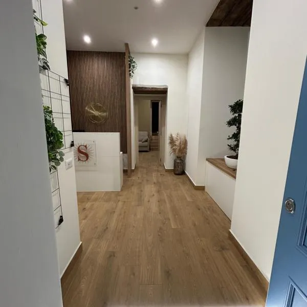 Somnia Luxury Rooms, hotel a Napoli