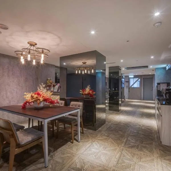 Fun Stay Inn Ximen โรงแรมในไทเป
