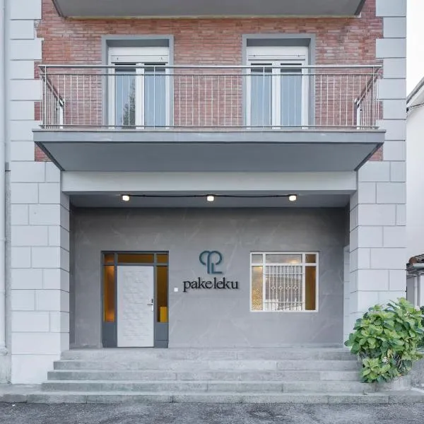 Pensión Pakeleku, hotel v destinácii Urnieta
