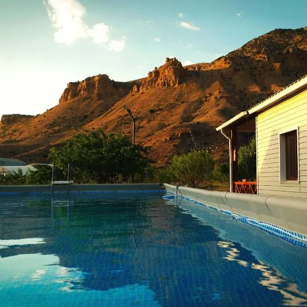 EcoLodge in Wildlife Refuge, hotel v destinaci Urtsʼadzor