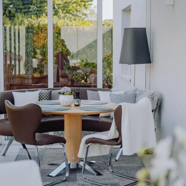 Pension Sterntaler, hotel in Rheinhausen