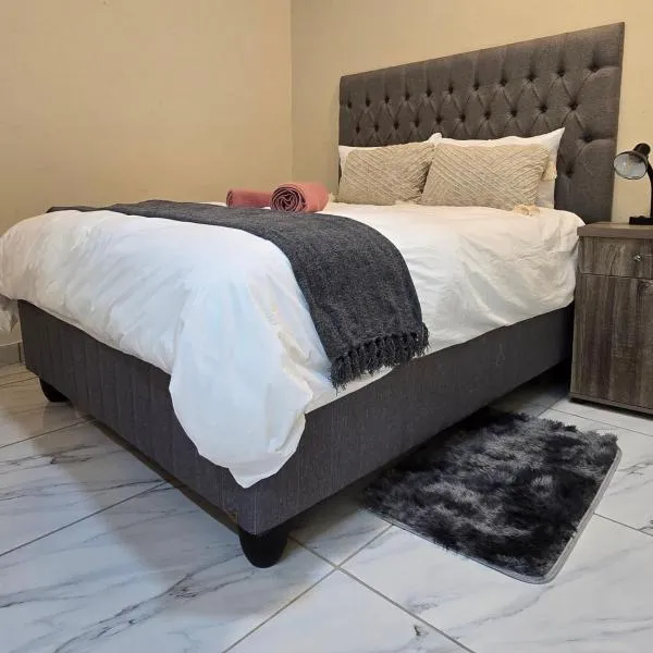55 New Street, Makhanda, hotel in Grahamstown
