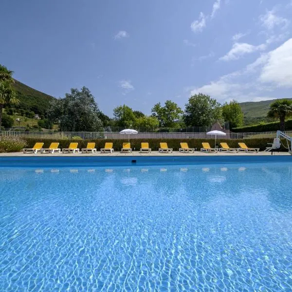 Village Club Le Saint Ignace, hotel in Ascain