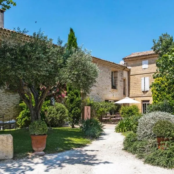 Chambres d'Hôtes La Maison de Léonie, hotel v destinácii Collias
