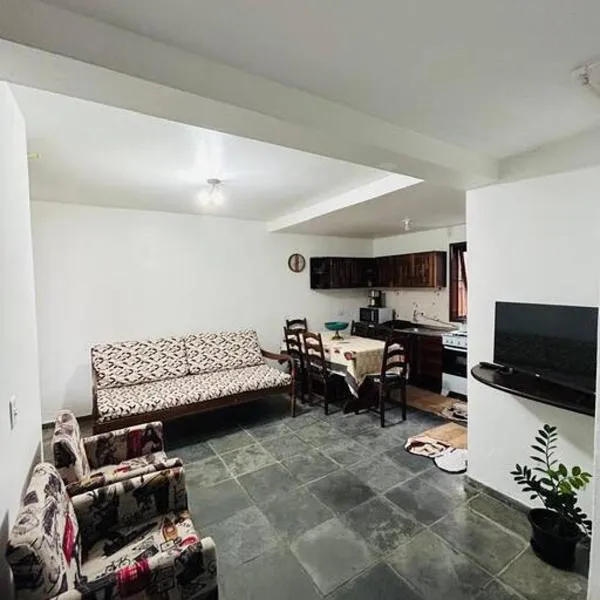 Casa pé na areia praia Garopaba, khách sạn ở Garopaba