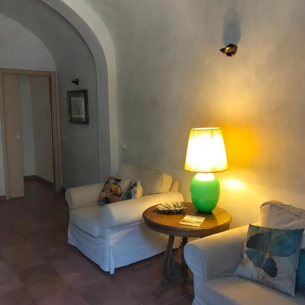 Molina apartment 213, hotel v destinaci Pugnano