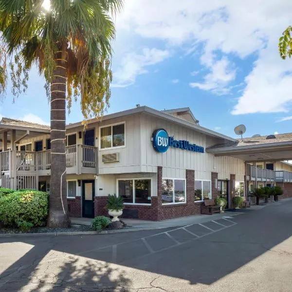 Best Western Shadow Inn, hotel en Woodland