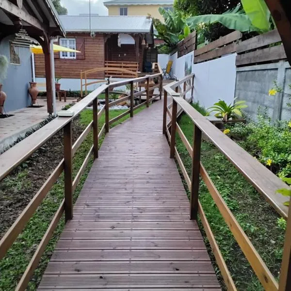 Bienvenue chez Angie, hotel v destinaci Les Abymes