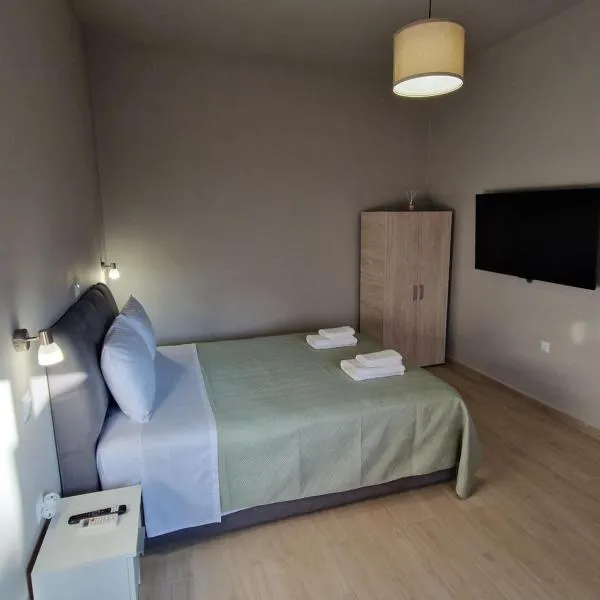 FlyHome Apartments near the Airport, khách sạn ở Spáta