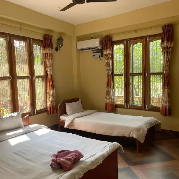 Tara guesthouse - Sauraha,Chitwan, hotel in Sauraha