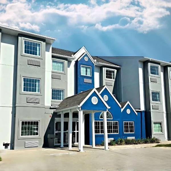 Microtel Inn & Suites by Wyndham Bluffs, hotel v destinaci Council Bluffs
