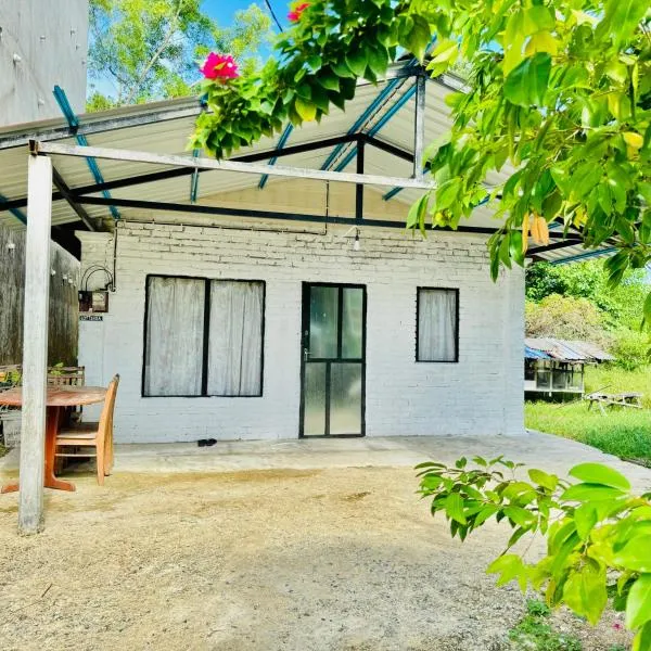 Eyka Studio Roomstay, hotel v destinaci Marang