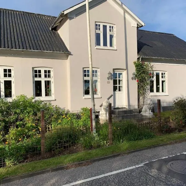 Hedensted bed and breakfast, hotel v destinaci Løsning