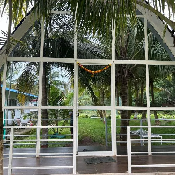 Dome Meadows Retreat, hotel v destinaci Alibag