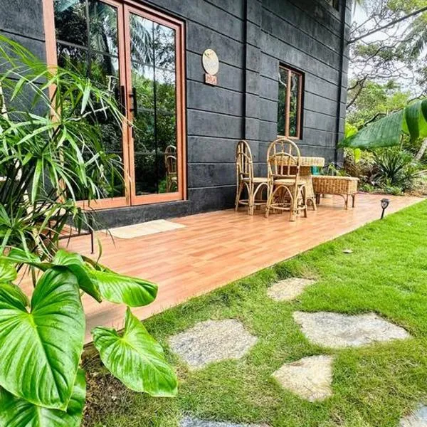 Casita Ysla Tiny Home with garden kitchen wifi 2 scooters, hotell i El Nido