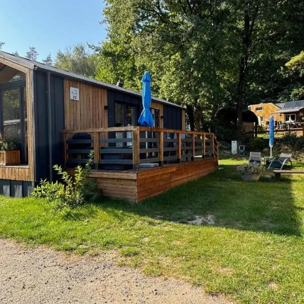 Tiny House Finja - Wohlfühldomizil am Plauer See, hotel di Stuer