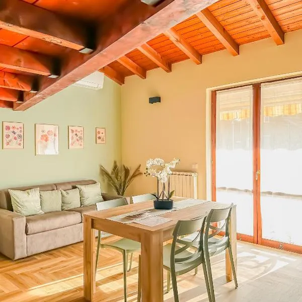 Casa Arnold by Maggiore Living, hotel v destinaci Feriolo