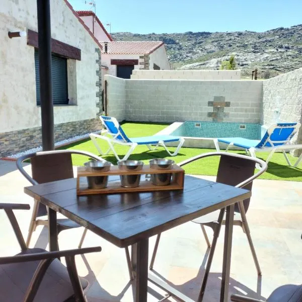 Villa pose, hotel v destinaci Robledillo