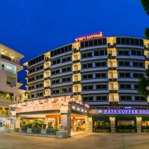 Raya Grand Hotel, hotel v destinaci Nakhon Ratčasima