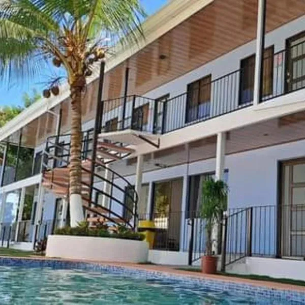 Villa Puerto Viejo Playa Negra calle Pan Dulce, hotel v destinaci Puerto Limón