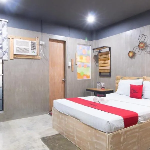 RedDoorz Plus @ Taft North Mandurriao、イロイロのホテル