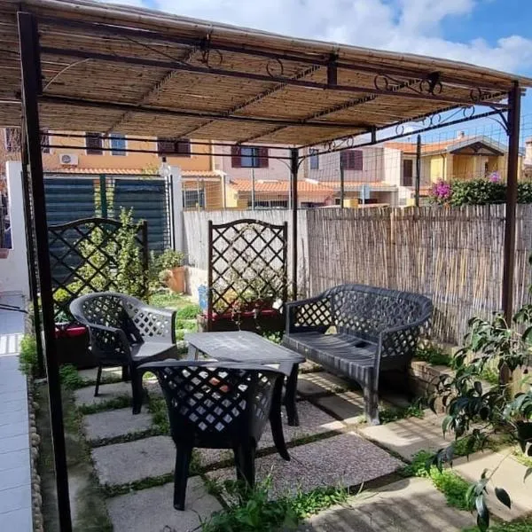 South Sardinia Beach House, hotel in Pula