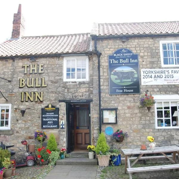 The Bull Inn West Tanfield, hotel en Fearby