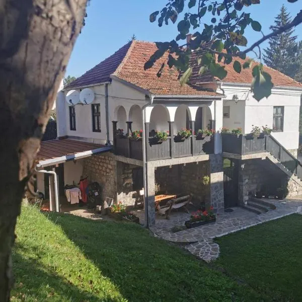 Vila Bogdanovic, hotel a Kalna