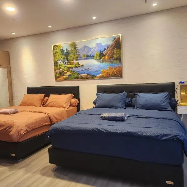 Spacious 2 King Bed Family Room 56 Sqm PODOMORO APARTMENT Tower Liberty 21st Floor with Mall Direct Access, hotel v destinaci Medan