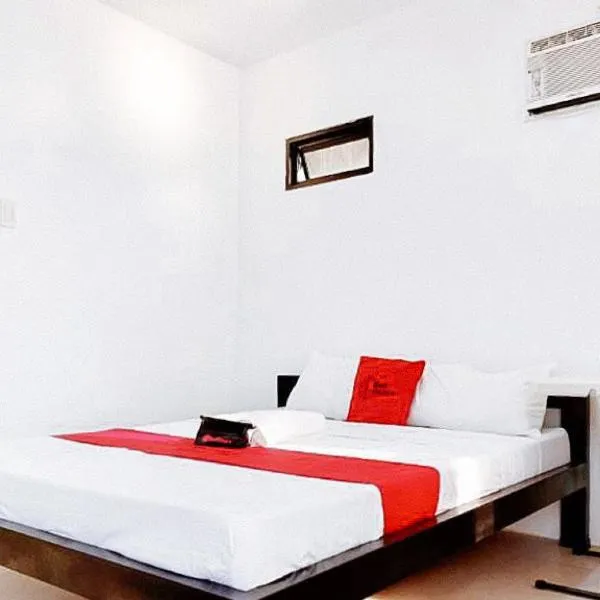 RedDoorz at San Antonio Binan Laguna, hotel v destinaci Biñan