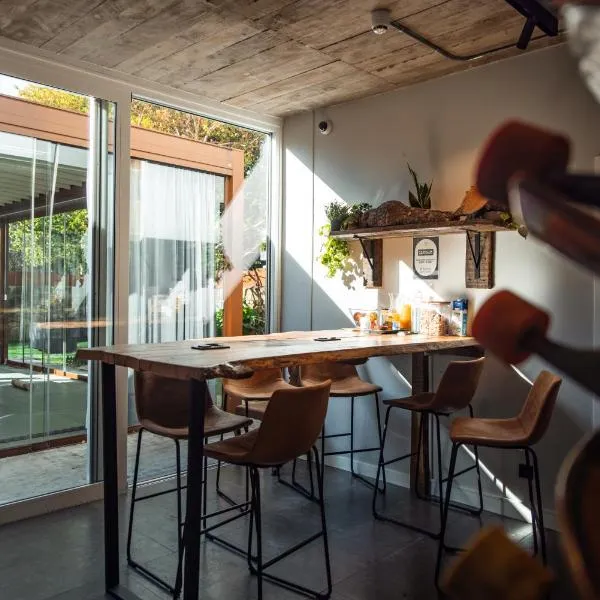 Zarautz Surf House, hotel v destinaci Zarautz