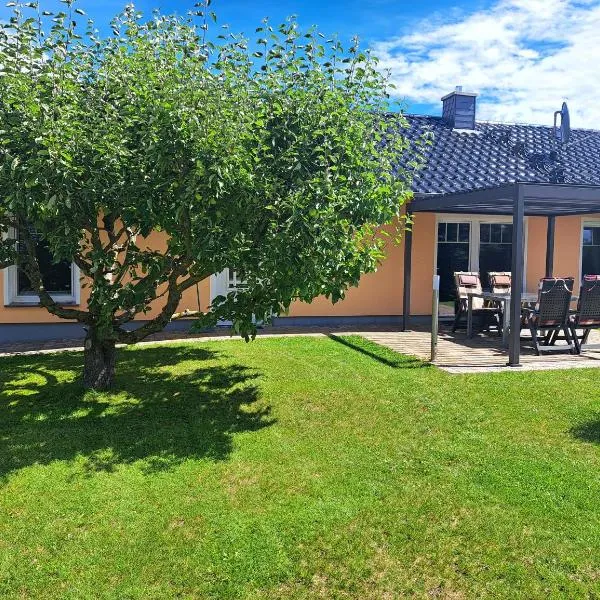 Ferienhaus Michelson, hotel v destinaci Ostseebad Karlshagen