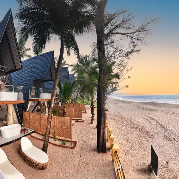 The Rose Goa Beach Resort、アゴンダのホテル