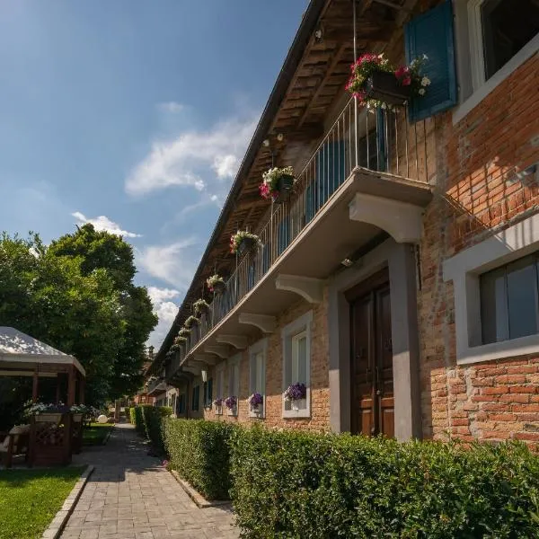 La Madernassa Resort - Casalora Dimora Storica di Charme, hotel v destinácii Guarene